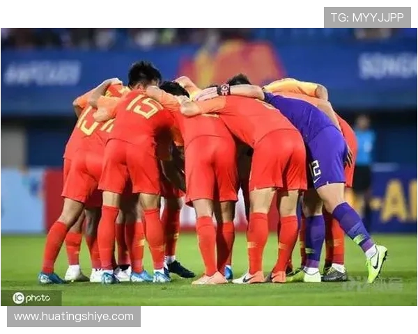 深圳排球队配合变革引发热议提升团队默契与竞技水平 深圳排球队配合变革引发热议提升团队默契与竞技水平