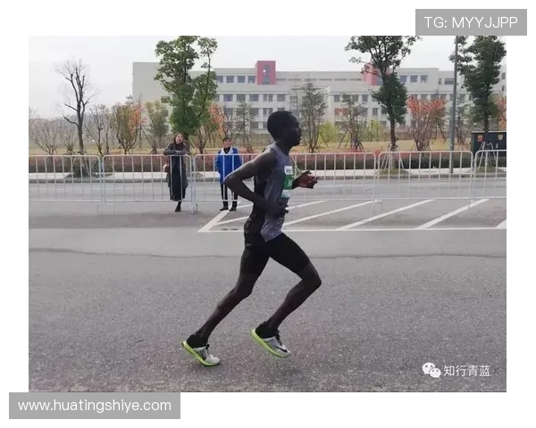 深圳滑板队勇闯城市马拉松的奋斗历程与精彩瞬间
